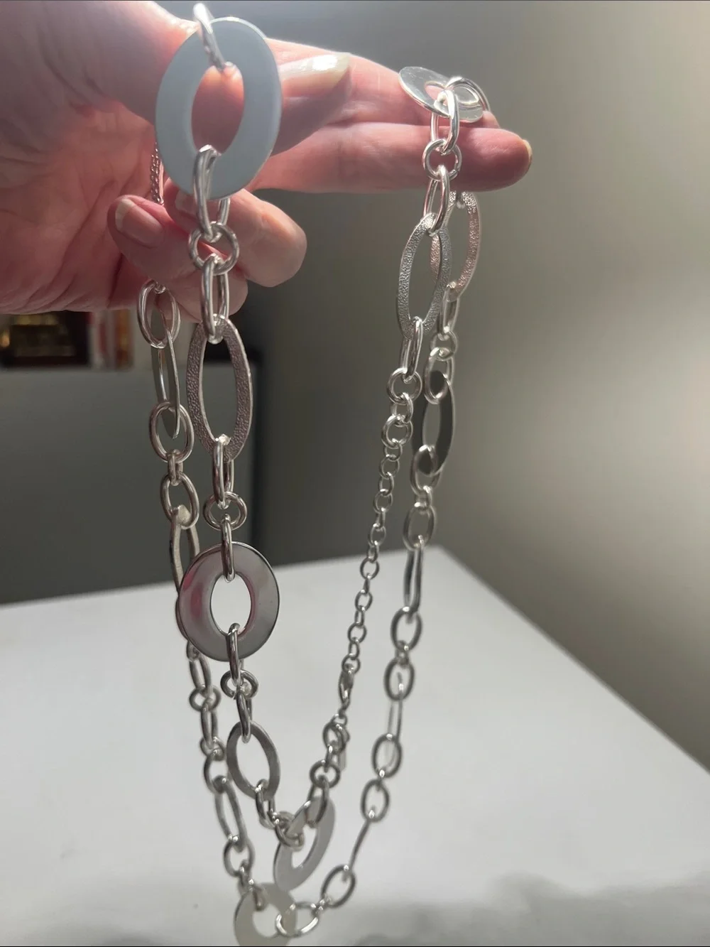 Daisy Fuentes Shiny Silver Tone Open Oval Link Necklace - Vintage
